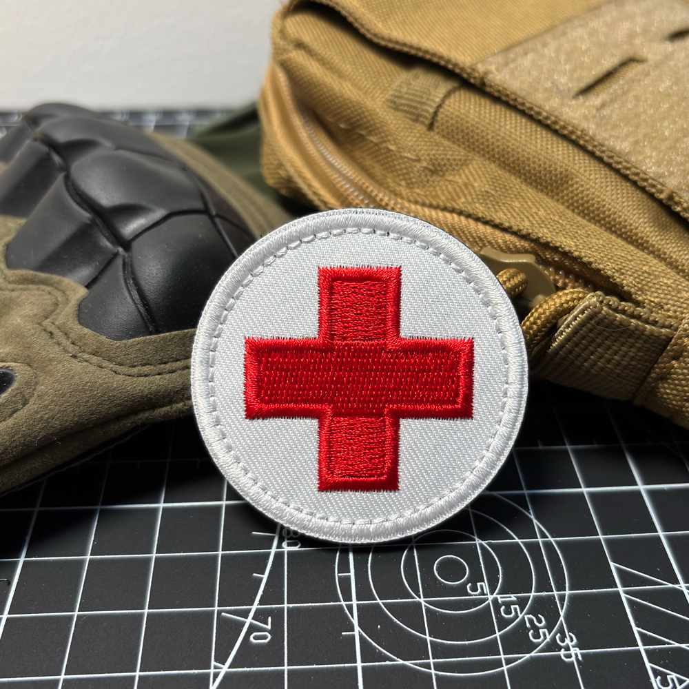 First Aid Red Cross Round Patc - First Aid Bag Kit recensione e prezzo