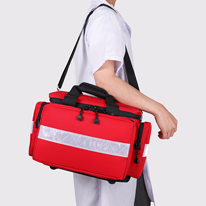 Large Capacity Outdoor First A - First Aid Bag Kit recensione e prezzo